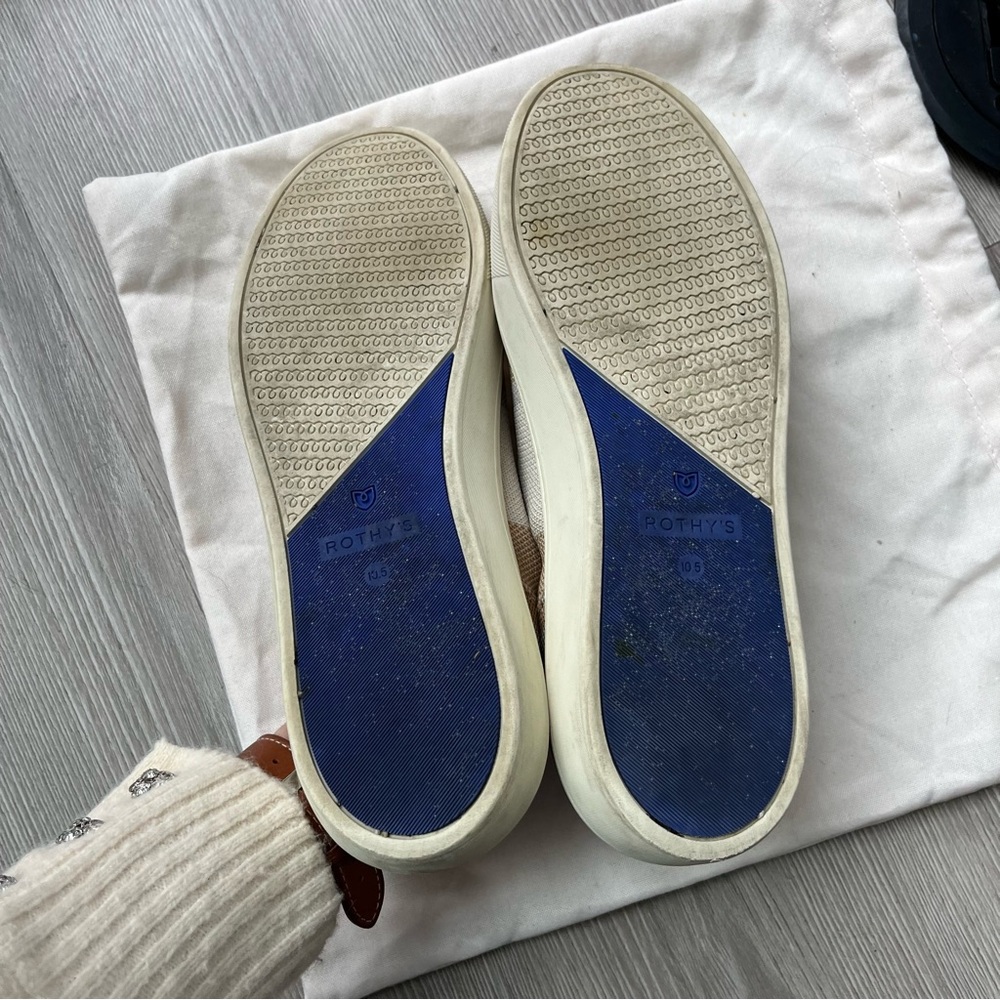 EUC 10.5 Rothy’s Birch Stripe Neutral Sneakers - Picture 6 of 7